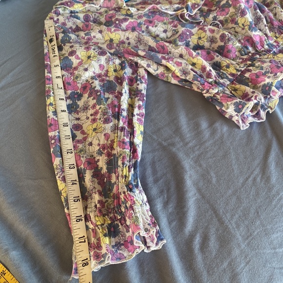 Floral top - Picture 5 of 9